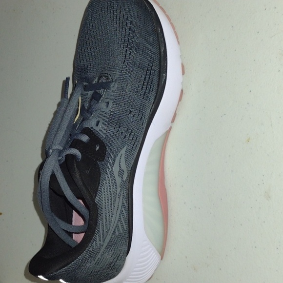 Saucony Guide 14 PowerRun Charcoal Rose Sneakers Woman’s 7 fromfit walking runni - Picture 8 of 16